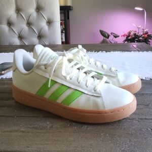 Women's Adidas Shoes